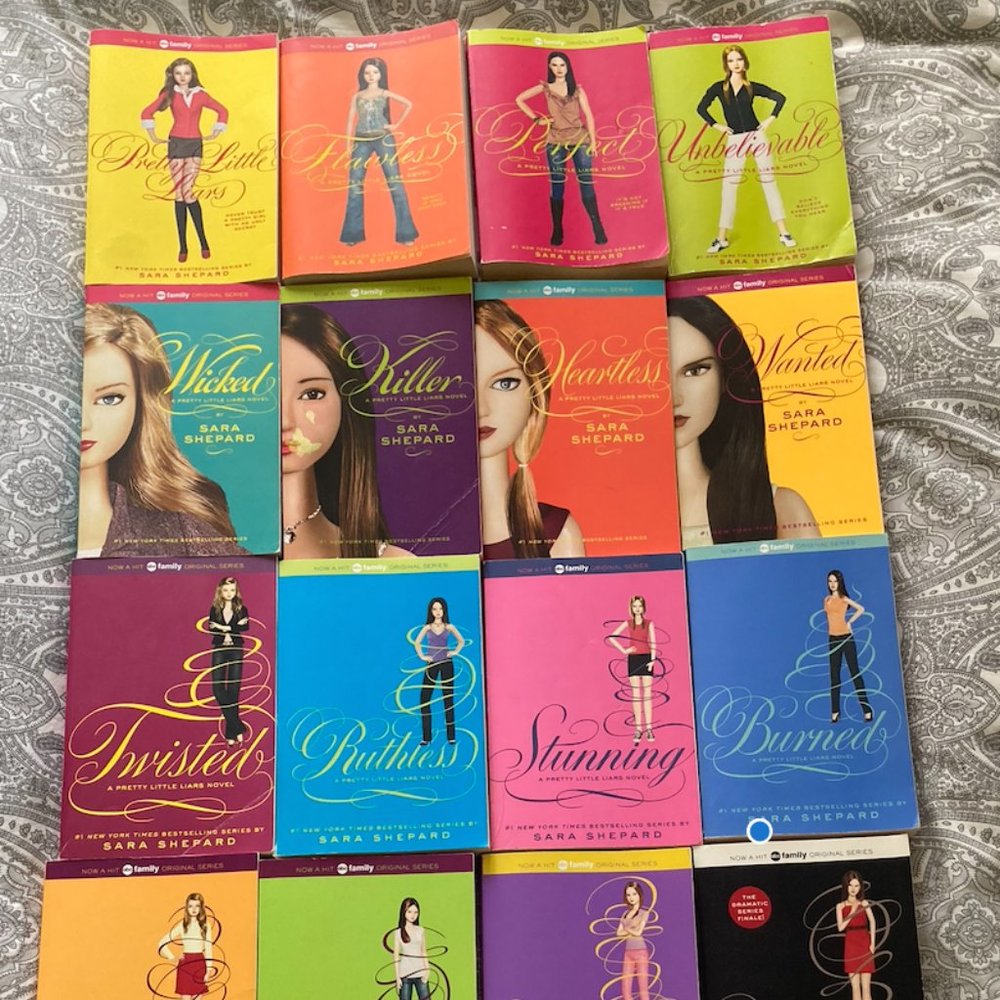 Pretty Little Liars Complete Book Set